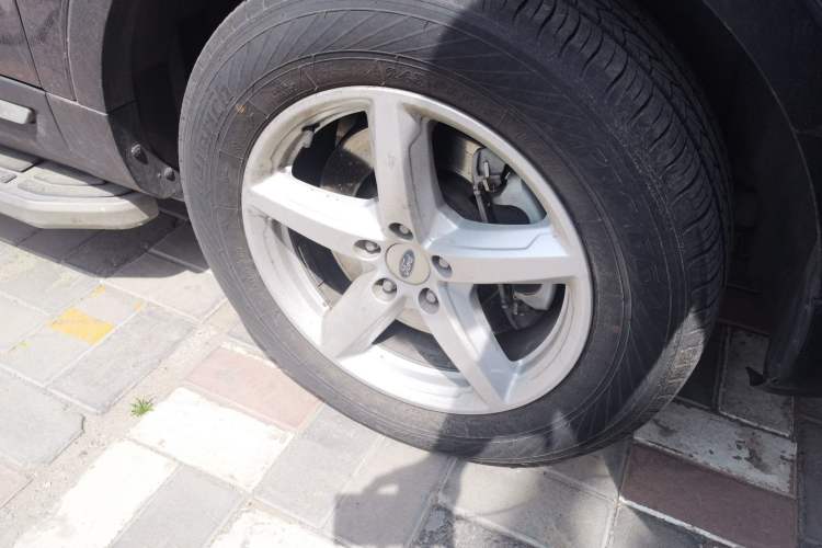 Used Ford Explorer 2016 2.3T Fashion Edition Right Front Wheel Hub