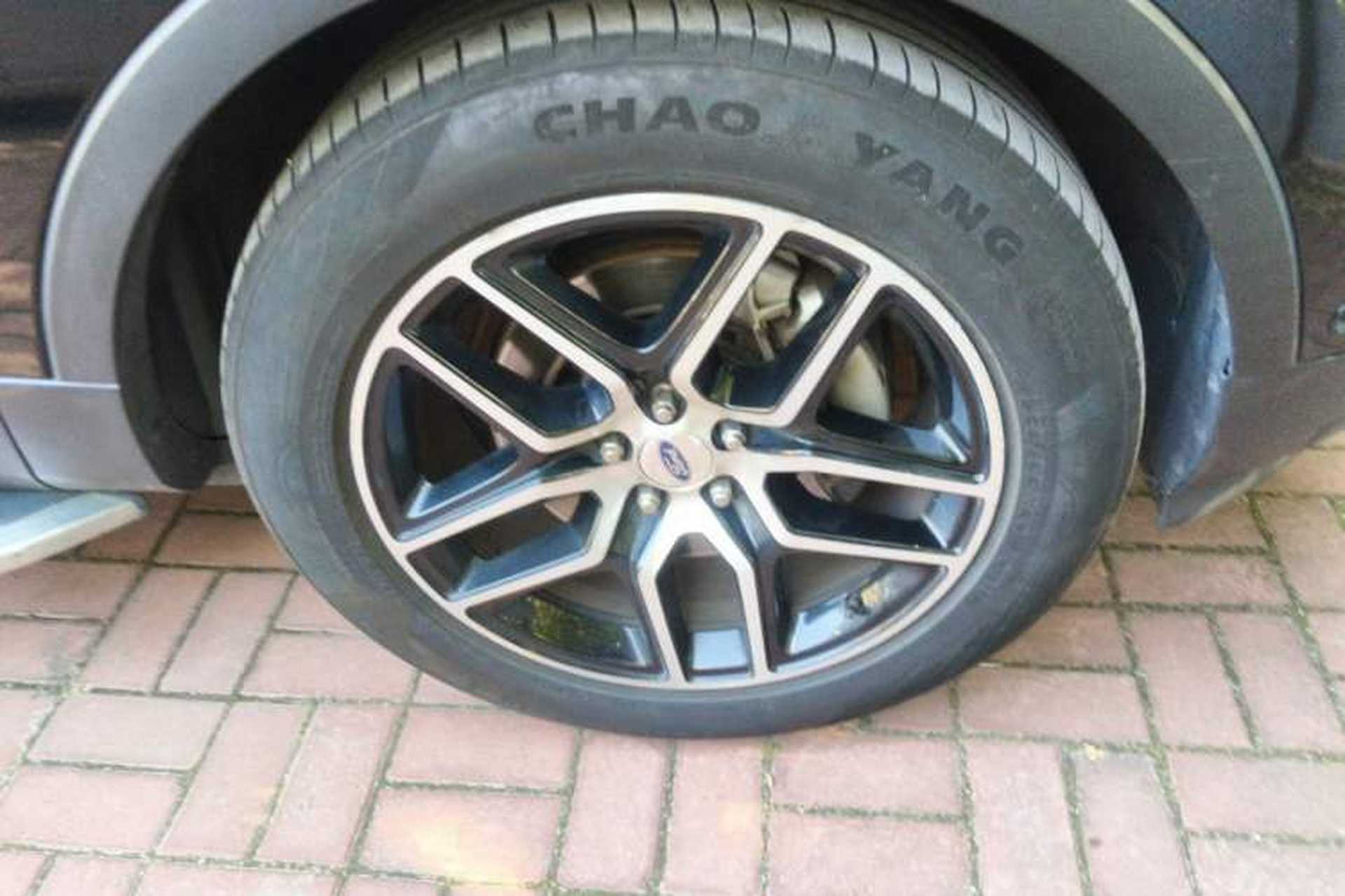 Used Ford Explorer 2016 3.5T Sport Edition Right Front Wheel Hub