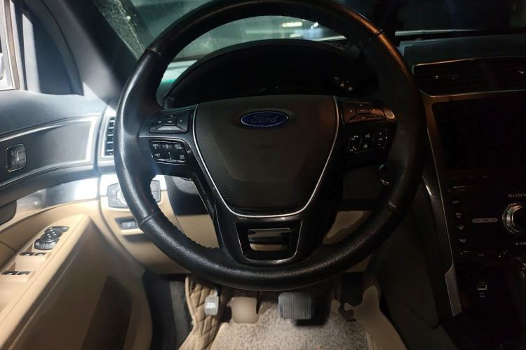 Used Ford Explorer 2016 2.3T Elite Edition Steering Wheel