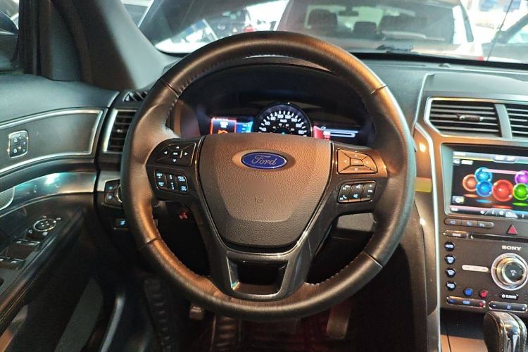 Used Ford Explorer 2016 3.5T Sport Edition Steering Wheel