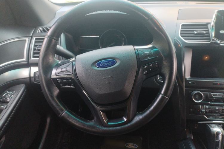 Used Ford Explorer 2016 2.3T Fashion Edition Steering Wheel
