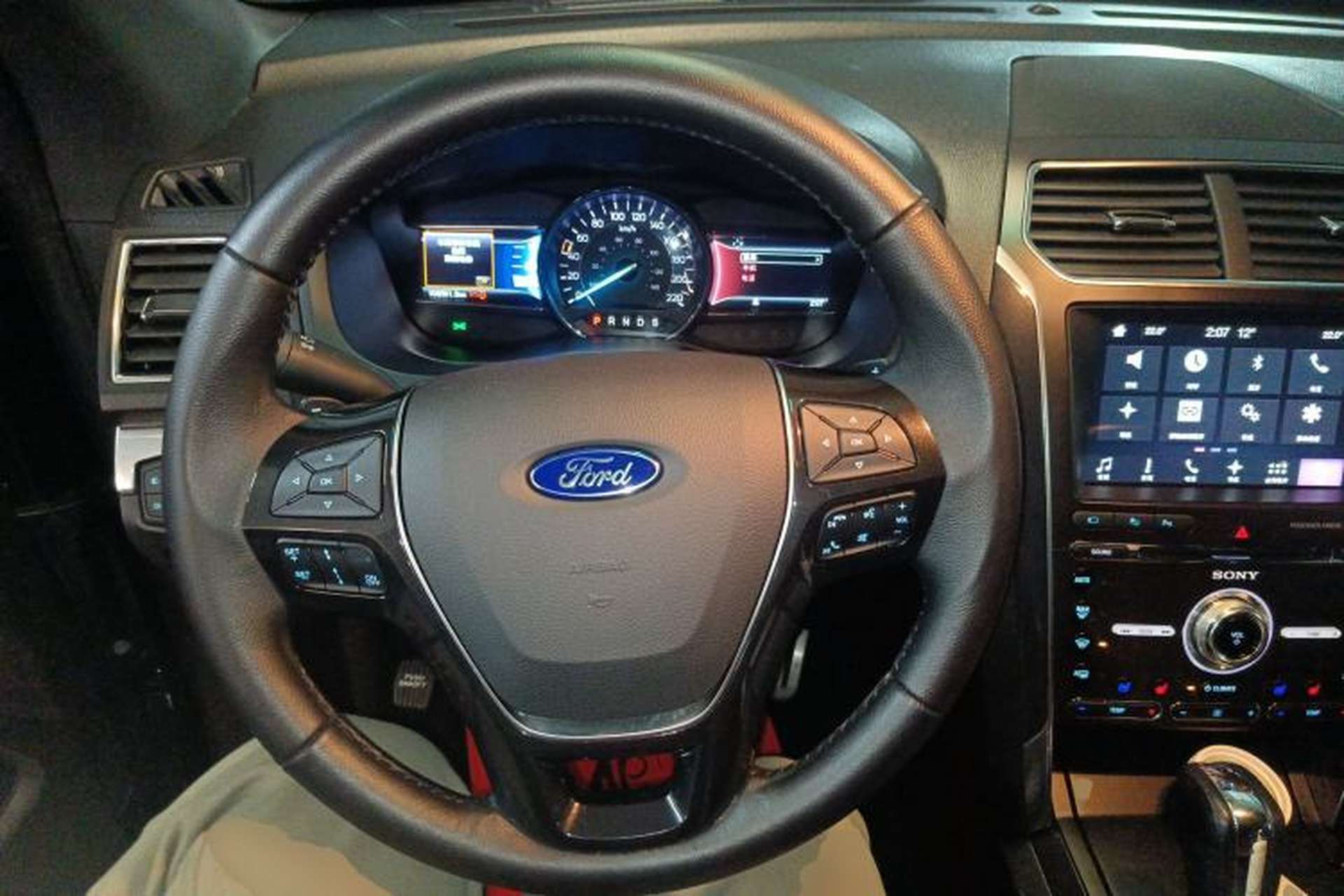 Used Ford Explorer 2016 2.3T Elite Edition Steering Wheel