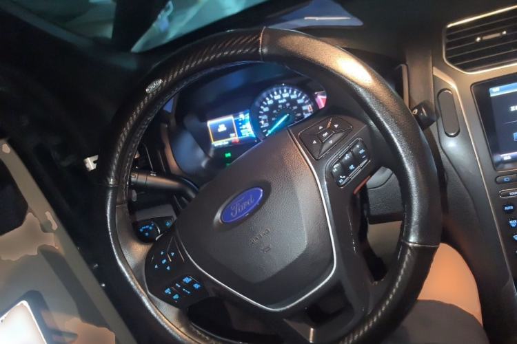 Used Ford Explorer 2016 2.3T Elite Edition Steering Wheel