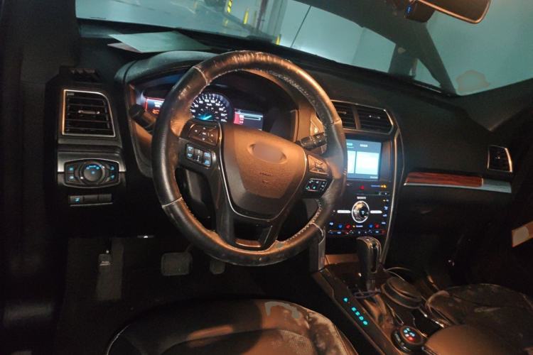 Used Ford Explorer 2016 2.3T Elite Edition Steering Wheel