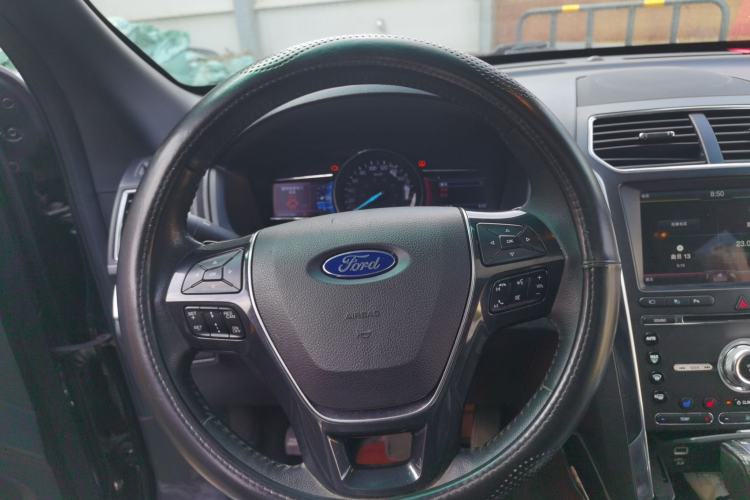 Used Ford Explorer 2016 2.3T Elite Edition Steering Wheel