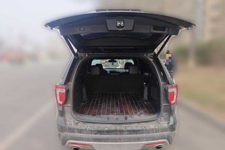 Used Ford Explorer 2016 2.3T Elite Edition Trunk
