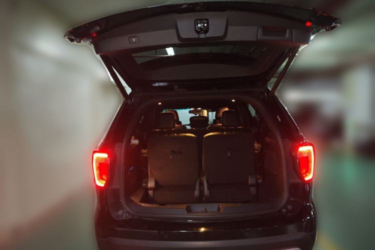 Used Ford Explorer 2016 2.3T Elite Edition Trunk