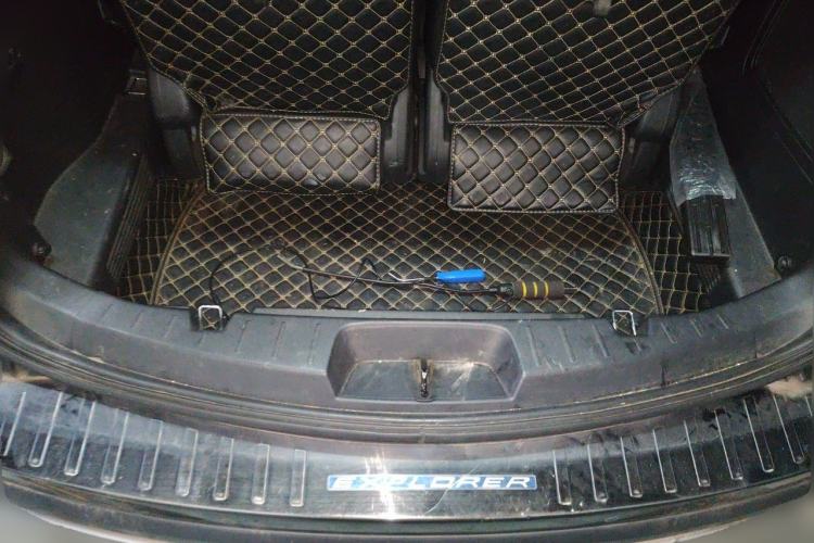 Used Ford Explorer 2016 2.3T Elite Edition Trunk