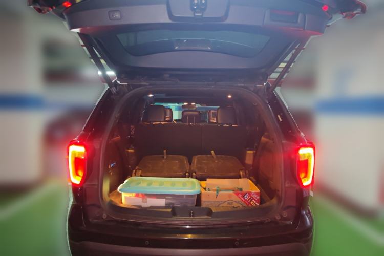 Used Ford Explorer 2016 2.3T Elite Edition Trunk