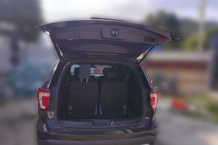 Used Ford Explorer 2016 2.3T Elite Edition Trunk