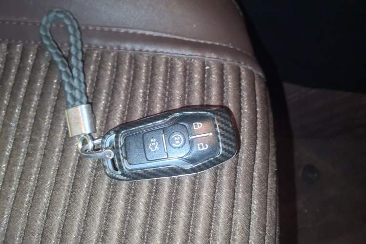 Used Ford Explorer 2016 2.3T Elite Edition Vehicle Key