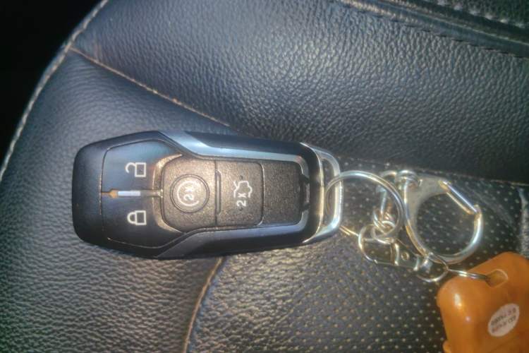 Used Ford Explorer 2016 2.3T Elite Edition Vehicle Key