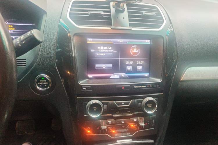Used Ford Explorer 2016 2.3T Fashion Edition Audio And AC Panel