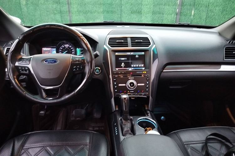 Used Ford Explorer 2016 2.3T Elite Edition Interior 2