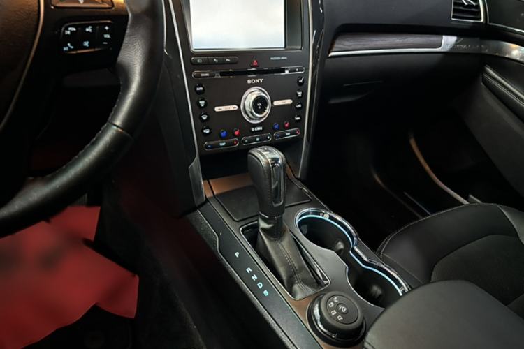 Used Ford Explorer 2016 2.3T Elite Edition Interior 2