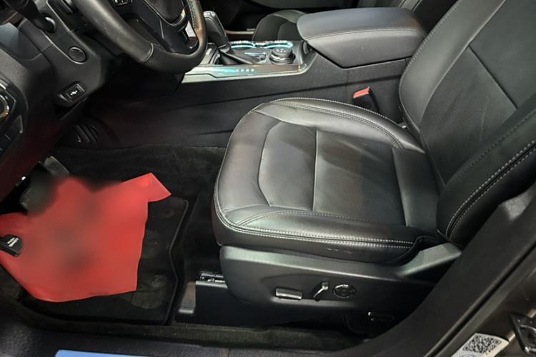 Used Ford Explorer 2016 2.3T Elite Edition Interior 4