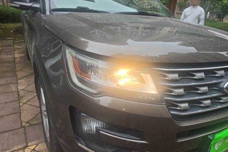 Used Ford Explorer 2016 2.3T Fashion Edition Right Front Headlight