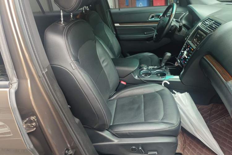 Used Ford Explorer 2016 2.3T Elite Edition Right Front Seat