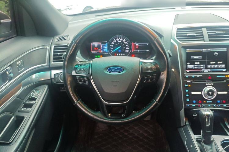 Used Ford Explorer 2016 2.3T Elite Edition Steering Wheel