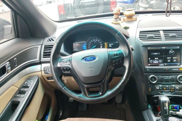Used Ford Explorer 2016 2.3T Fashion Edition Steering Wheel