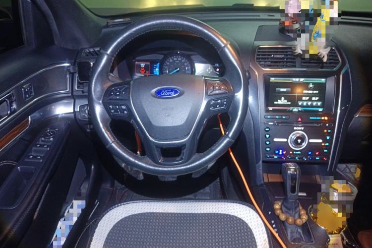Used Ford Explorer 2016 2.3T Elite Edition Steering Wheel