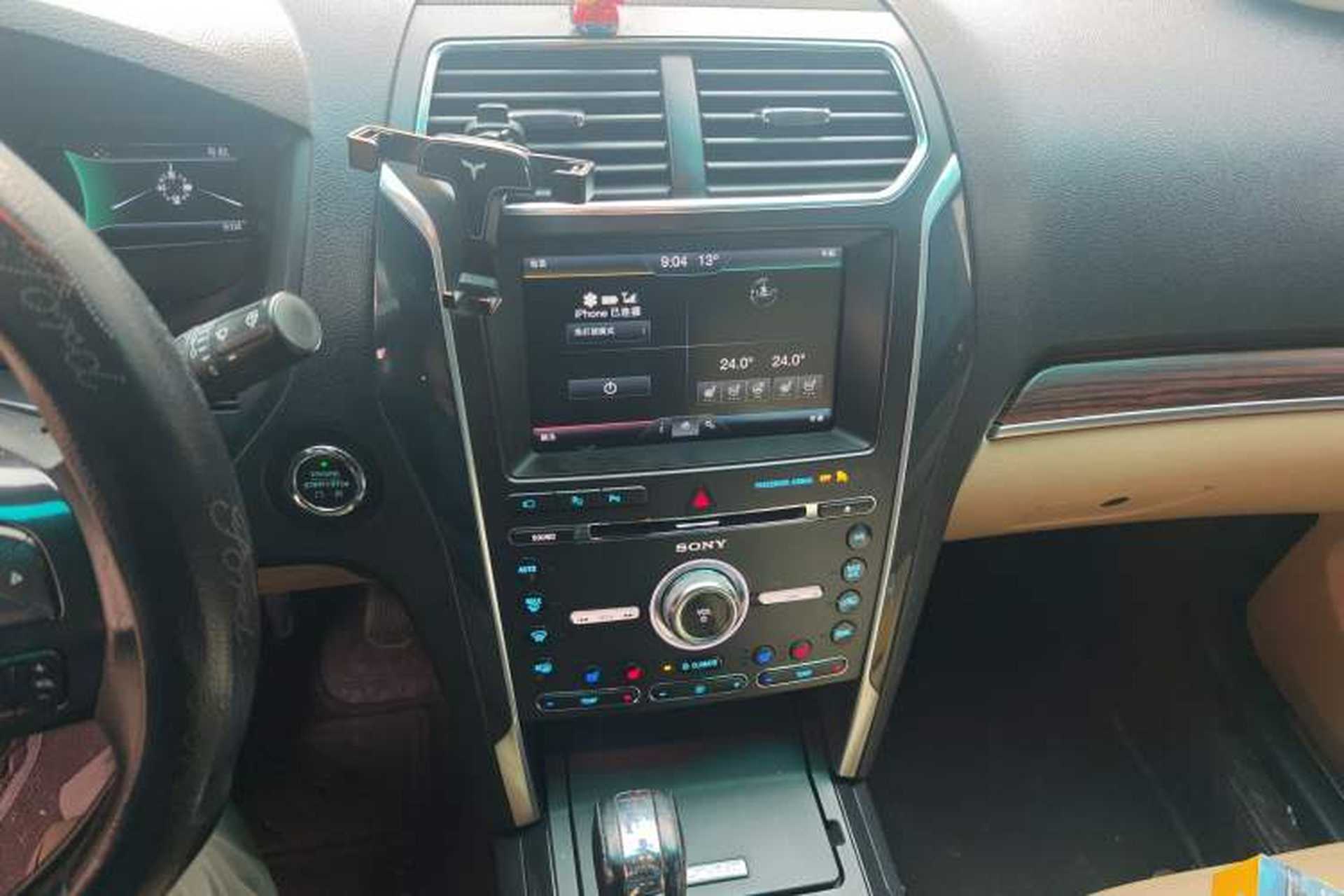 Used Ford Explorer 2016 2.3T Elite Edition Audio And AC Panel