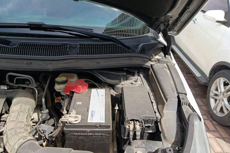 Used Ford Explorer 2016 2.3T Fashion Edition Engine Bay Left