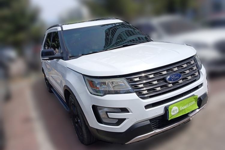 Used Ford Explorer 2016 2.3T Fashion Edition Front Right 45 Deg