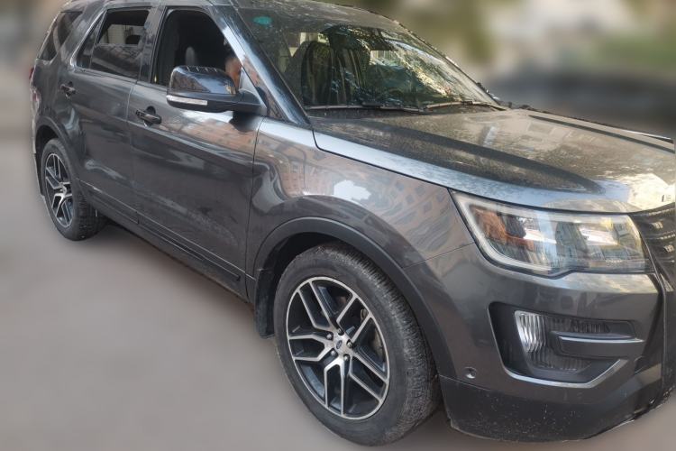 Used Ford Explorer 2016 3.5T Sport Edition Front Right 45 Deg