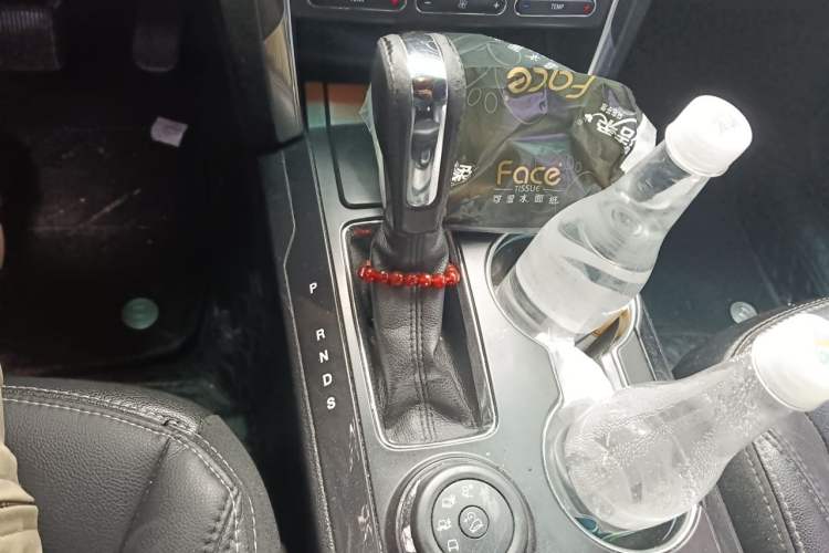 Used Ford Explorer 2016 2.3T Elite Edition Gear Lever