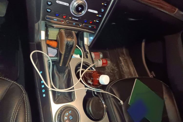 Used Ford Explorer 2016 2.3T Elite Edition Gear Lever