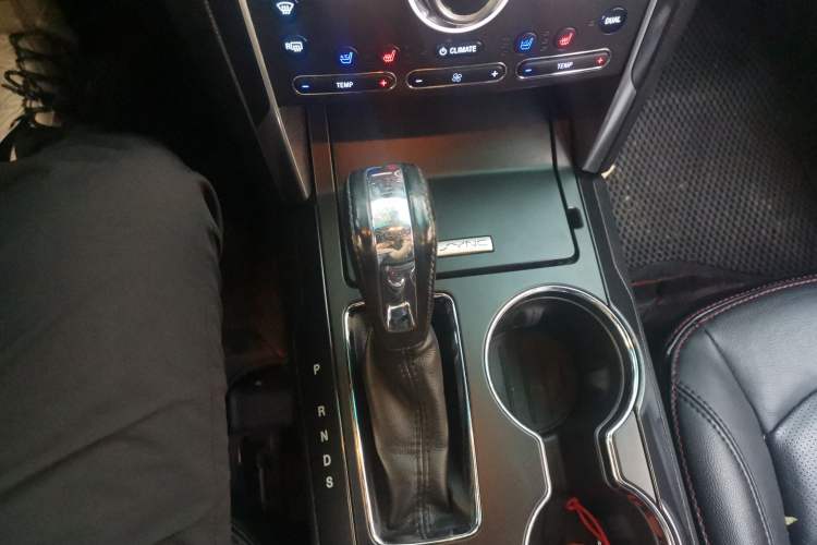 Used Ford Explorer 2016 3.5T Sport Edition Gear Lever