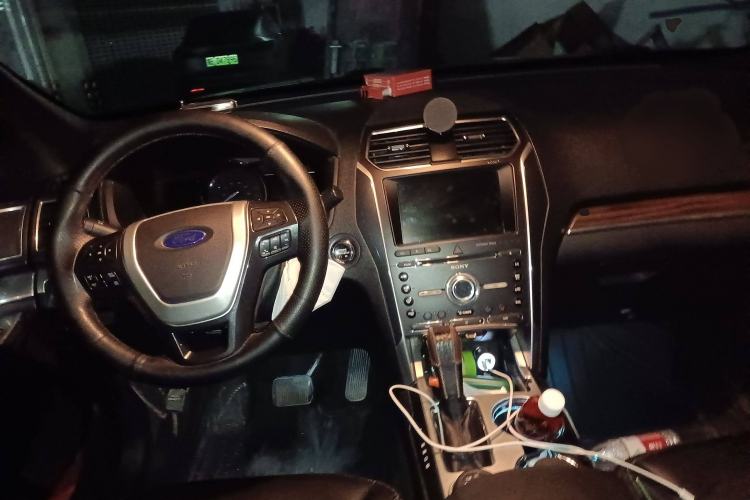 Used Ford Explorer 2016 2.3T Elite Edition Interior 2