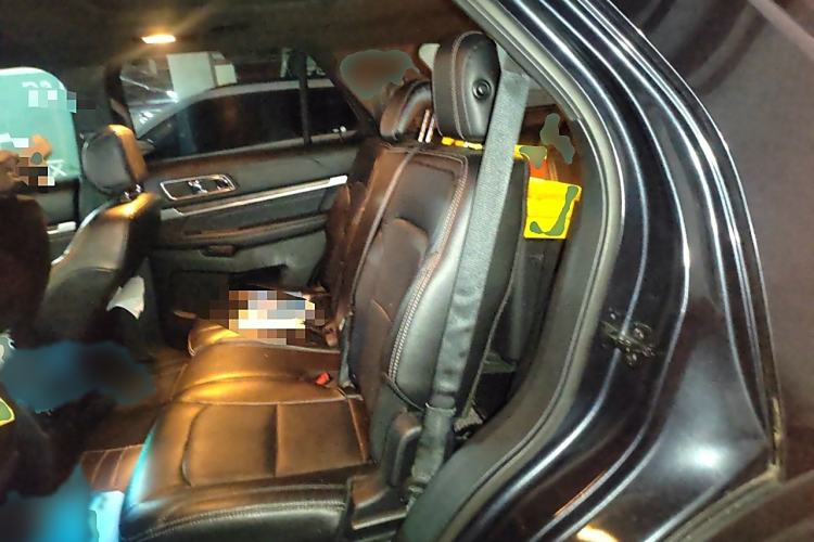 Used Ford Explorer 2016 2.3T Elite Edition Interior 4