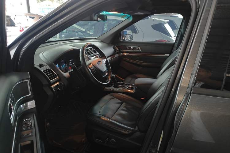 Used Ford Explorer 2016 2.3T Elite Edition Left Front Seat