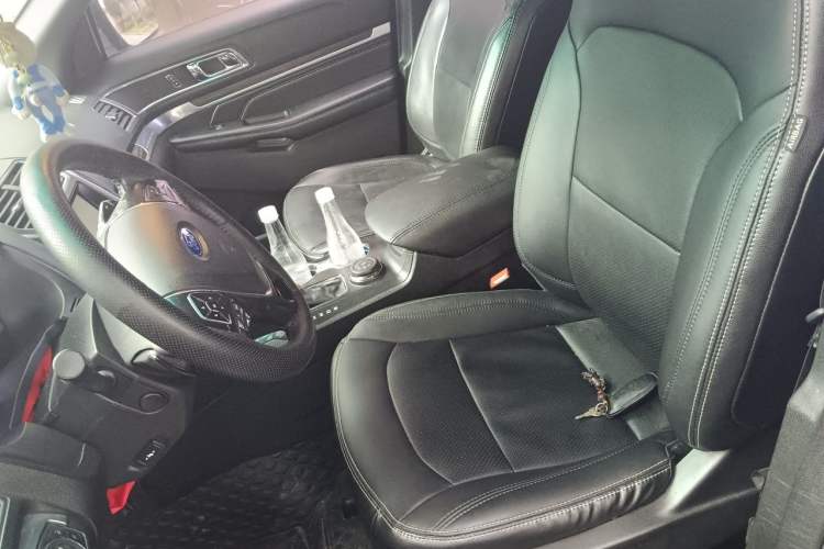 Used Ford Explorer 2016 2.3T Elite Edition Left Front Seat