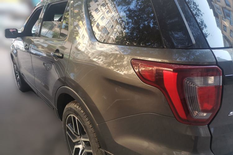 Used Ford Explorer 2016 3.5T Sport Edition Rear Left 45 Deg