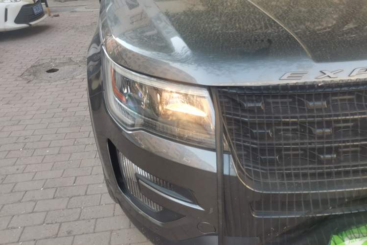 Used Ford Explorer 2016 3.5T Sport Edition Right Front Headlight