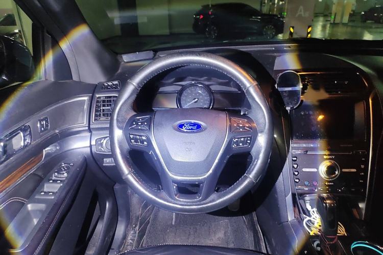 Used Ford Explorer 2016 2.3T Elite Edition Steering Wheel