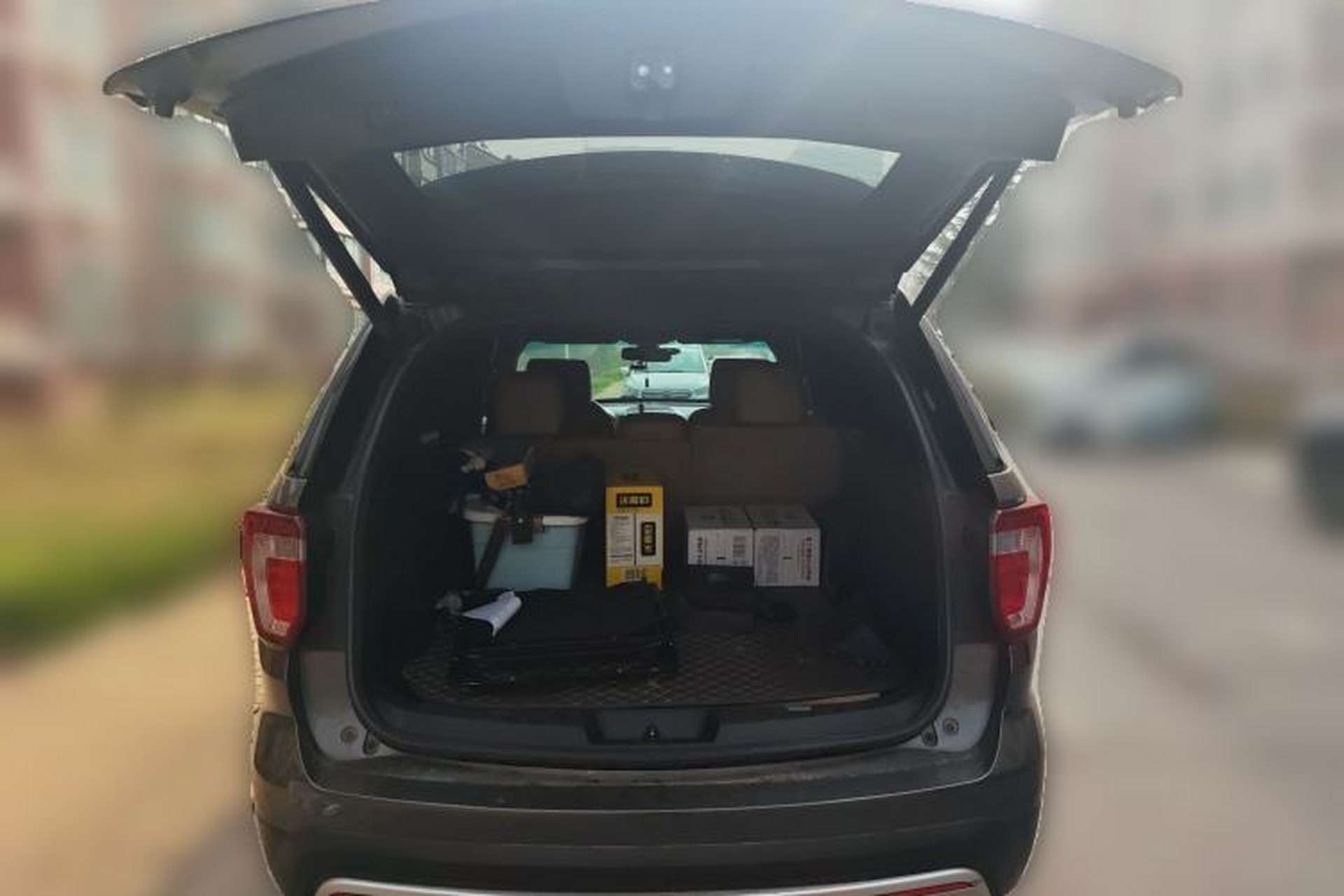 Used Ford Explorer 2016 2.3T Elite Edition Trunk