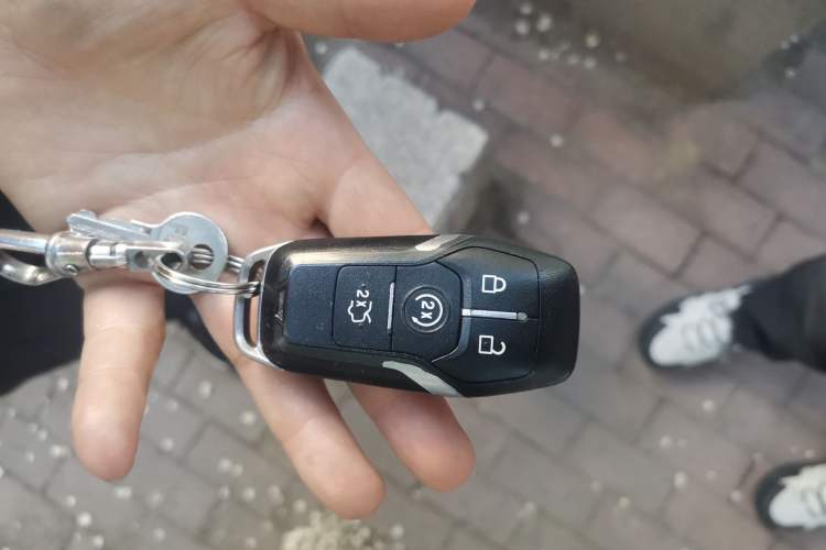 Used Ford Explorer 2016 3.5T Sport Edition Vehicle Key