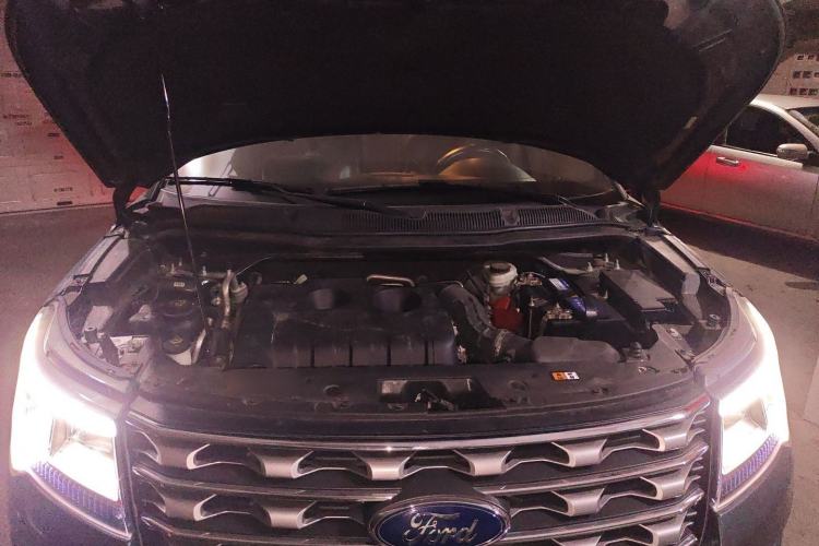 Used Ford Explorer 2016 2.3T Elite Edition Engine Bay