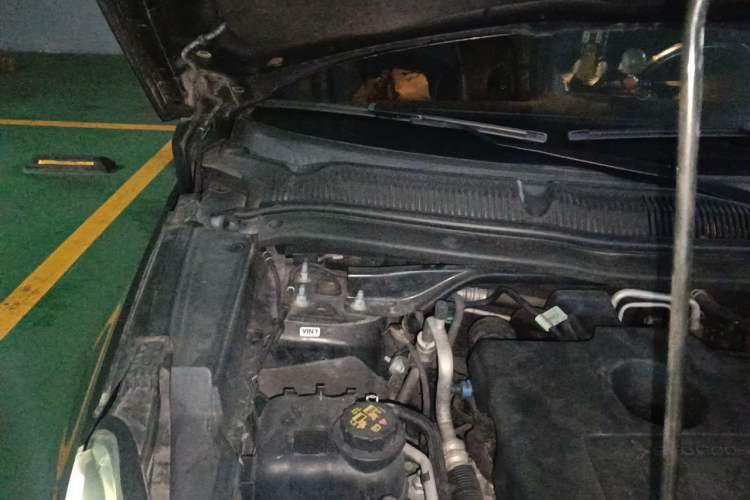 Used Ford Explorer 2016 2.3T Elite Edition Engine Bay Right