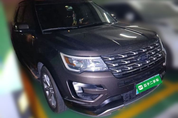 Used Ford Explorer 2016 2.3T Elite Edition Front Right 45 Deg