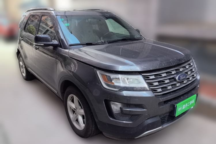 Used Ford Explorer 2016 2.3T Fashion Edition Front Right 45 Deg