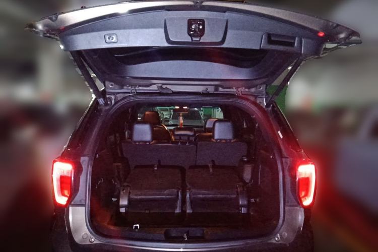 Used Ford Explorer 2016 2.3T Elite Edition Trunk