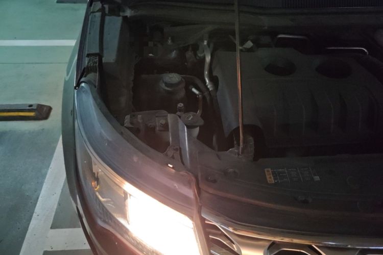 Used Ford Explorer 2016 2.3T Elite Edition Engine Bay Right