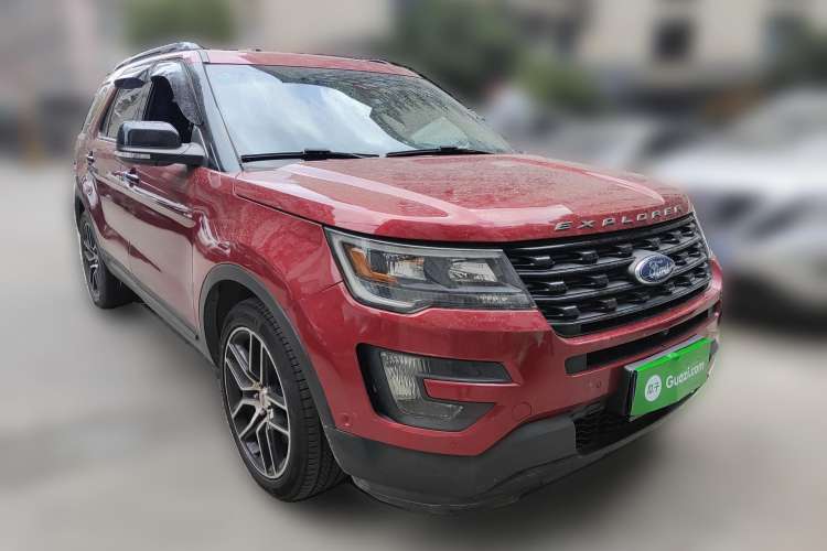 Used Ford Explorer 2016 3.5T Sport Edition Front Right 45 Deg