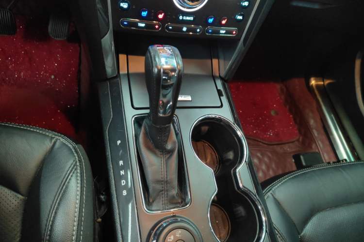 Used Ford Explorer 2016 2.3T Elite Edition Gear Lever