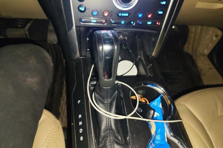 Used Ford Explorer 2016 2.3T Elite Edition Gear Lever